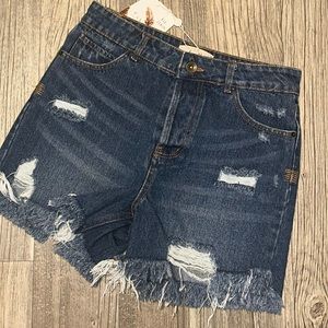 Chelsea &violet denim shorts size 26